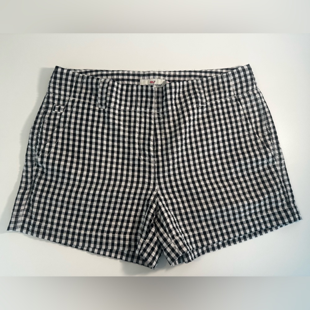 Vineyard Vines | Women’s Every Day shorts | Size 4